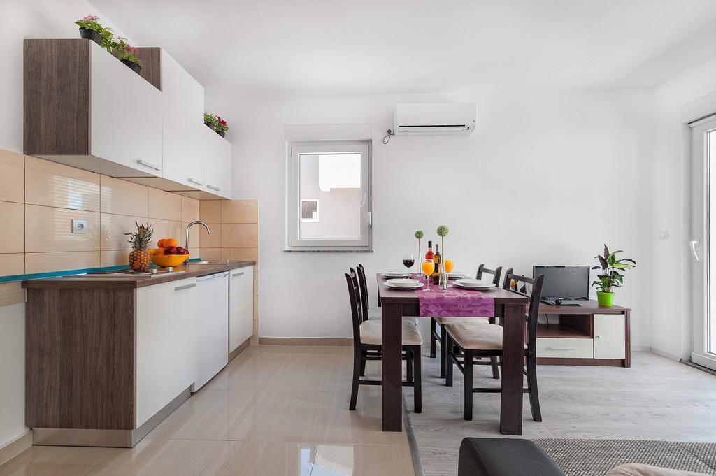 Apartments Hrvoje 보디체 객실 사진